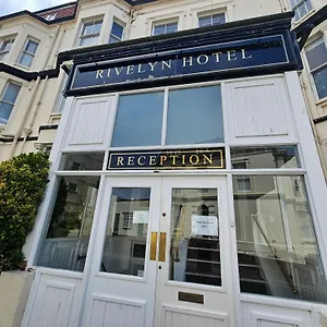 Rivelyn Bar & Restaurant Hotel